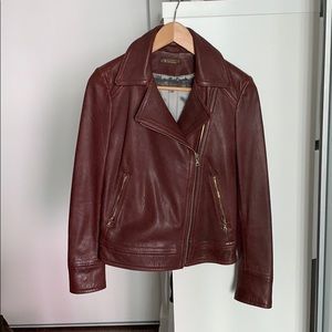 ♥️ Massimo Dutti Burgundy Leather Moto Jacket EUC